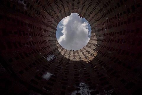 На Київщині троє людей загинуло під час чистки каналізаційної ями 