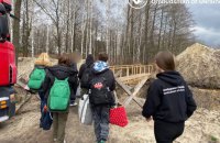 Повідомлено про підозру колаборантці, яка допомогла Росії викрасти понад 1 тис. українських дітей