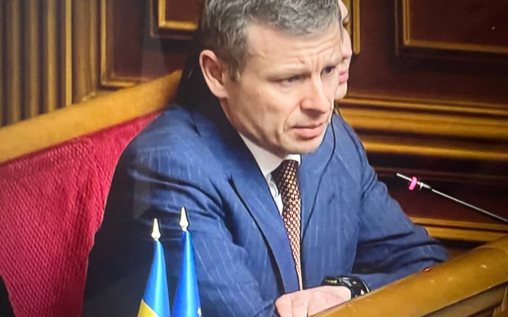 Уряд готує новий податковий законопроєкт: військовий збір продовжать, переглянуть оподаткування платформ і посилок