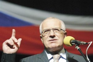 Президент Чехии хочет гарантий Януковича, что арест Тимошенко - не политический