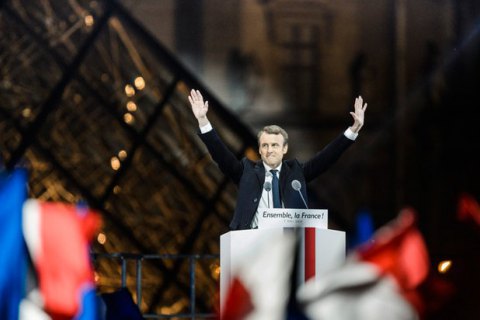 Во Франции проходит второй тур парламентских выборов