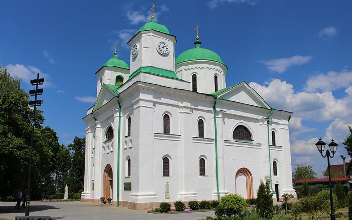 Прокуратура намагається повернути у власність держави Успенський собор в Каневі