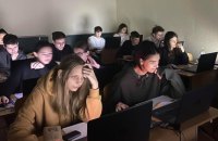 Кожен третій підліток не досяг базового рівня з природничих наук і майже кожен другий з математики та читання