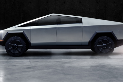 Tesla презентувала електричний пікап у ретрофутуристичному стилі