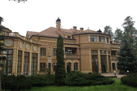 В элитных поселках под Киевом начался аудит госдач, СМИ обнародовали список "кандидатов на выселение"