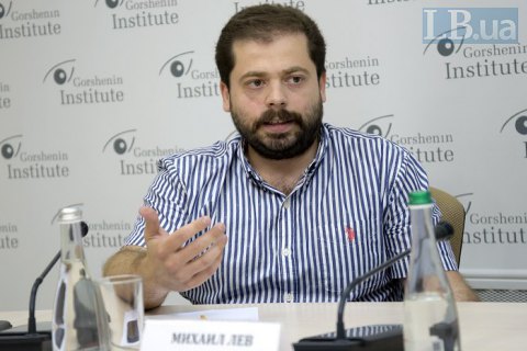 Важно, как президент отреагирует на протесты в Одессе, - юрист