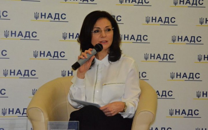 Через війну звільнилися понад 3 тисячі державних службовців