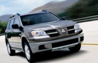 Попов купил для охранников Mitsubishi за 1,3 млн