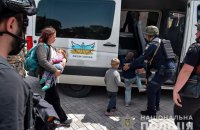 Під час обстрілів “зелених коридорів” загинуло понад 30 людей, – глава Нацполіції