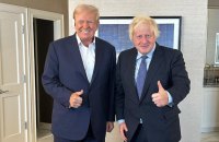 Джонсон зустрівся з Трампом і обговорив із ним підтримку України