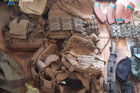 СБУ в Киеве задержала организатора межрегиональной группировки торговцев оружием