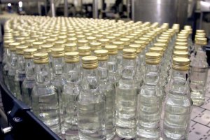 Львовский ЛВЗ возомнил свою водку "Абсолютом"