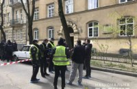 Во Львове во время вооруженного нападения застрелили человека
