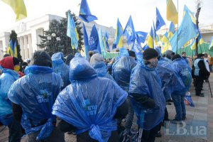 ПР обещает более 20 тысяч человек на митинге в поддержку власти