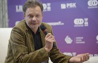 Россия должна ввести визовый режим с Украиной, - кинорежиссер Подольчак