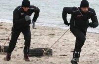 Соперник Кличко таскает покрышки на Балтике