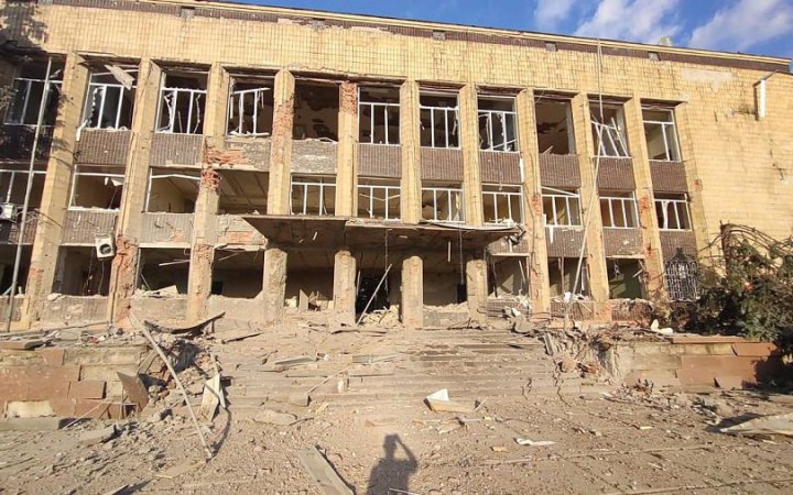Учора ворог обстрілював керованими авіабомбами п’ять районів Харківщини