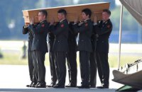 По делу крушения Боинга-777 в Украину летит министр обороны Малайзии