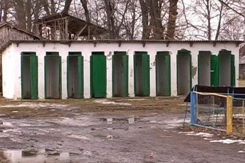 Гройсман приказал обеспечить теплыми туалетами все школы до 2020 года