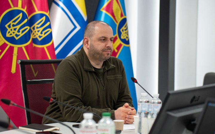 Умєров: Росія використовує 1,5-тонні авіабомби, які дозволяють окупантам просуватися крізь руїни