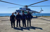 Українські прикордонники вперше за 12 років прилетіли на острів Зміїний
