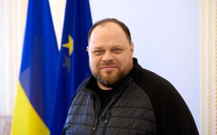 Порошенко заявив про "блокування" закордонного відрядження. Стефанчук пояснив ситуацію