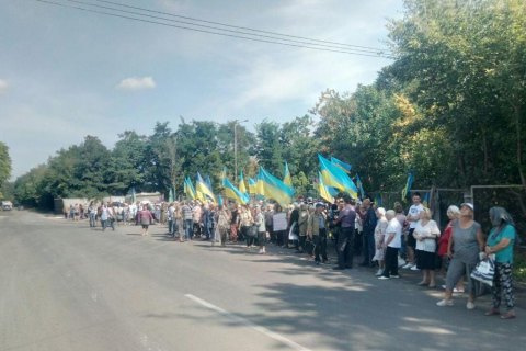 Жители села Подгорцы пытаются остановить техногенную катастрофу