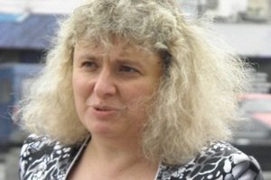 Януковича просят защитить евреек от Тягнибока