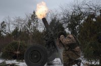 Оборона Бахмута перебуває під дедалі сильнішим тиском, - британська розвідка