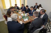 Зеленский пообещал лично контролировать процесс привлечения немецкого бизнеса в Украину