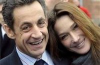 Президент Франции забыл заплатить за кофе в баре