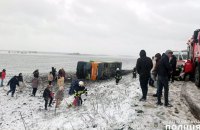 На Хмельниччині перекинувся автобус з пасажирами