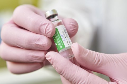 Минздрав хочет уменьшить назад интервал между дозами AstraZeneca