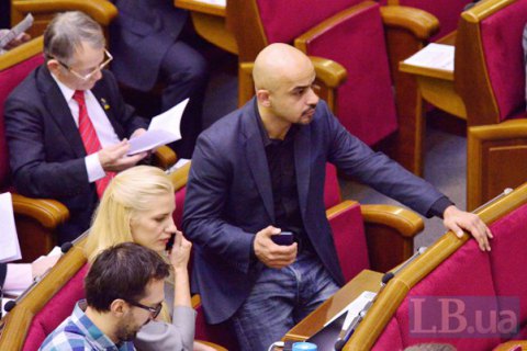 Волонтеры попросили Лещенко, Найема, Соболева пожертвовать на армию