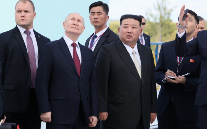 Кім відвідає заводи російської військової авіації та огляне Тихоокеанський флот РФ