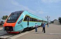 Маршрут дизель-поезда "Прикарпатский экспресс" продлили до Коломыи