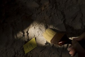 Во Львове обнаружили остатки стены, окружавшей город в Средневековье