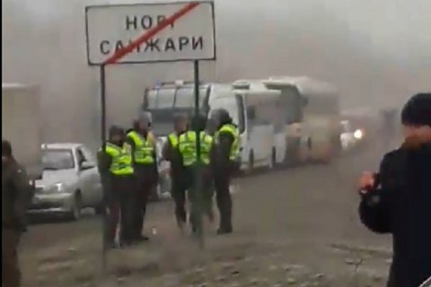 Для перевозки эвакуированных из Китая подготовили семь автобусов ГосЧС