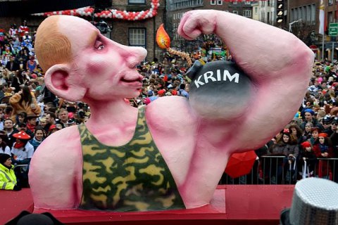 ​В полицию Кельна поступило более 20 заявлений о домогательствах во время карнавала 