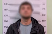 На Київщині чоловік із травматичного пістолета поранив двох місцевих мешканців