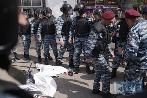 В МВД объяснили задержание "молодчиков" на акции "Захысту праци"