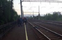 В Киеве девушка погибла под колесами поезда