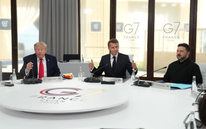 Лідери G7 майже годину чекали на Трампа, Макрона і Зеленського перед засіданням у Франції