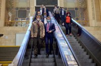 "Укрзализныця" пообещала "поставить точку" в вопросе замены эскалаторов на Центральном вокзале