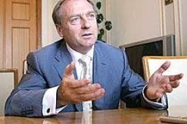 Лавринович считает незаконным решения суда по выборам на дому и спискам избирателей