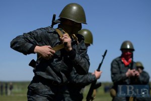 В Красноармейске войска Нацгвардии взяли под охрану горсовет и милицию