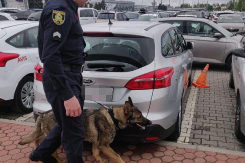 Волна "заминирований" сегодня накрыла Одессу: проверяют аэропорт, вокзалы и 4 отеля
