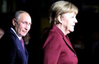 Путін зустрінеться з Меркель 2 травня