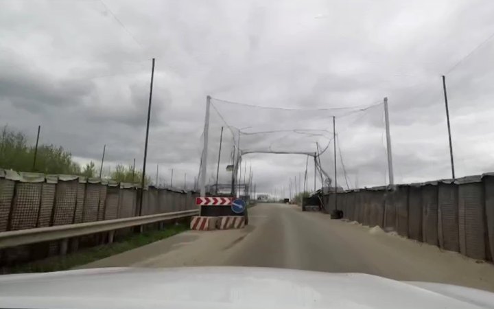 Понад 820 кілометрів прифронтових маршрутів облаштували антидроновим захистом