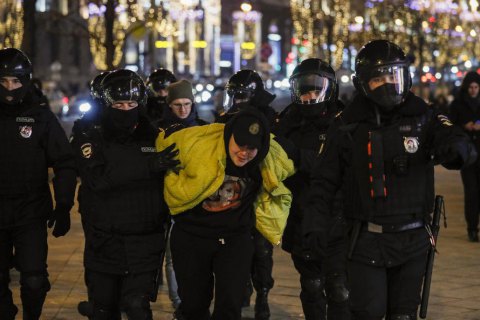 Росія депортує дипломатів зі Швеції, Польщі та Німеччини через підтримку Навального
